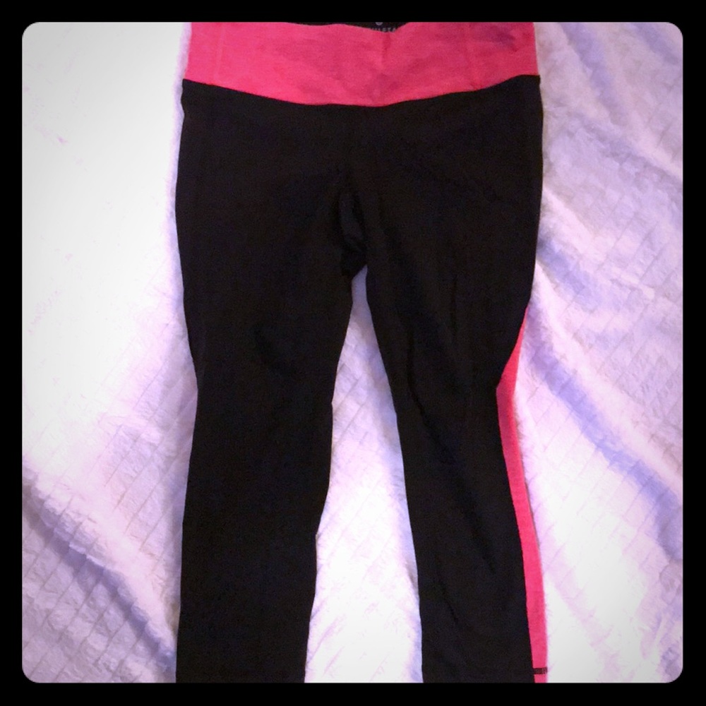 Perfect athleta capri workout pants!